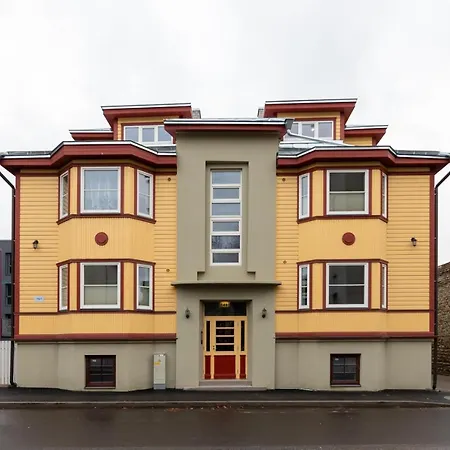 Charming 1br In Superb Location, Free Parking & Wi-fi