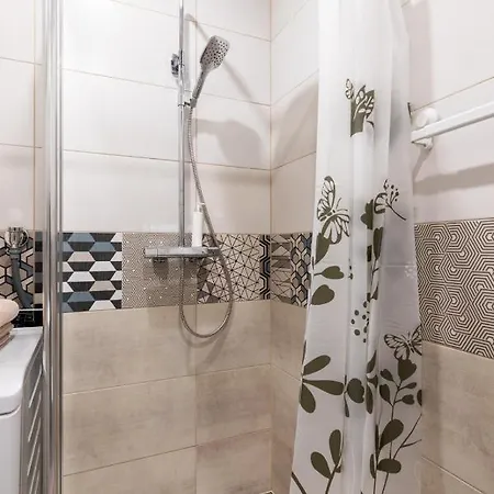 Apartamento Charming 1br In Superb Location, Free Parking & Wi-fi *