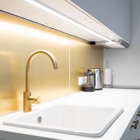 Charming 1br In Superb Location, Free Parking & Wi-fi 公寓 *