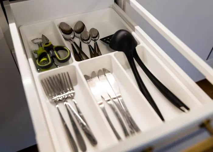 Charming 1br In Superb Location, Free Parking & Wi-fi Korter